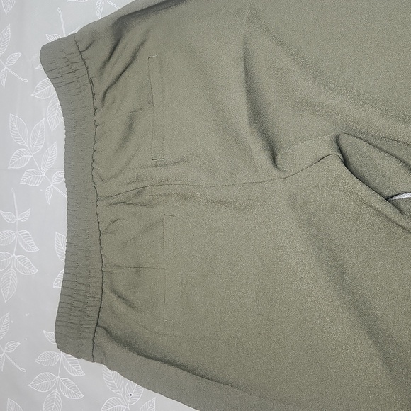 RW & CO Pants - Picture 8 of 10
